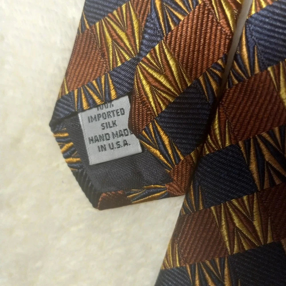 Aquascutum of London Silk Franco's Tie Men's Necktie Made In hand made in USA